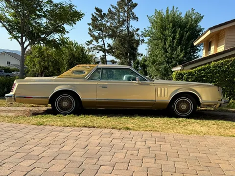 1979 Lincoln Continental Mark V