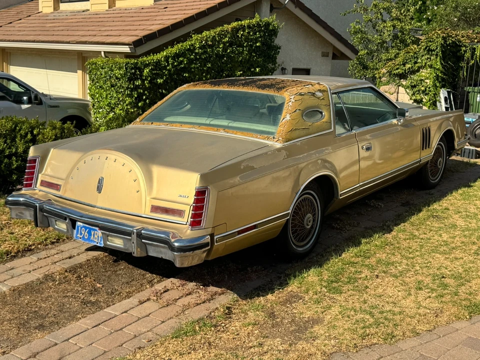 1979 Lincoln Continental 5th Gen - Image 4 of 31