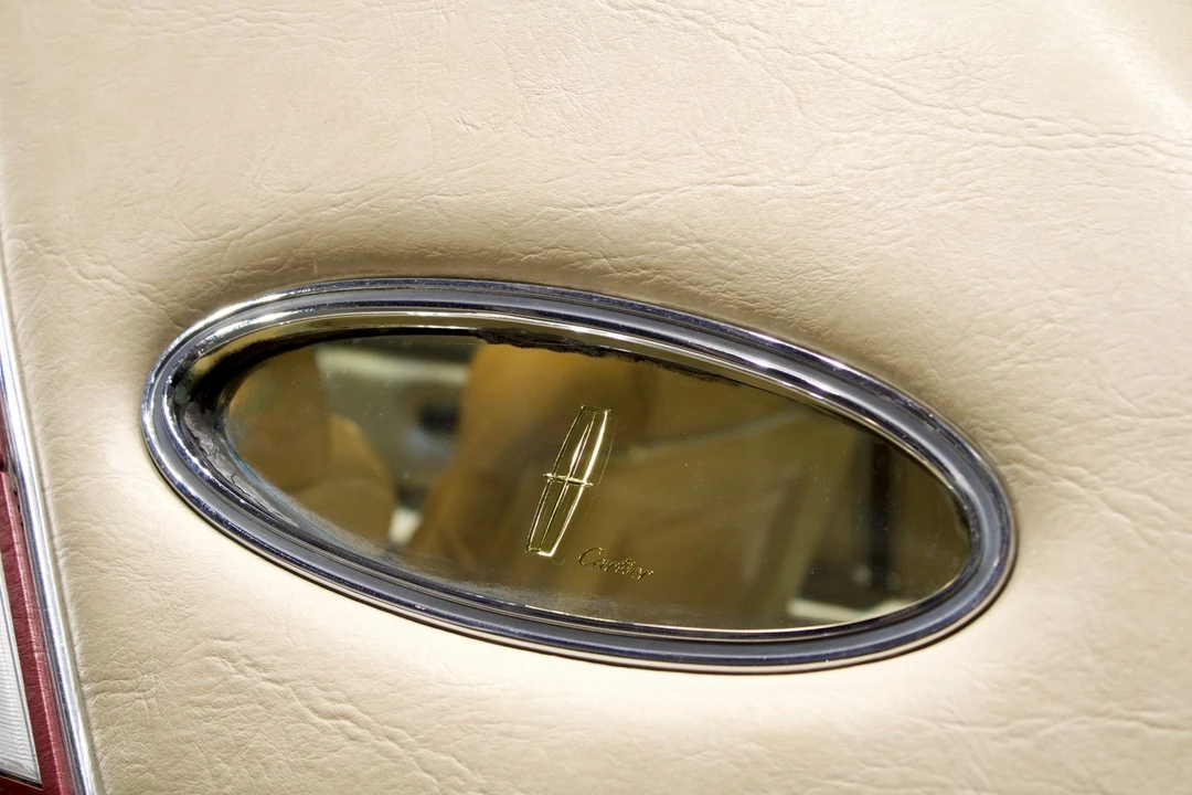 1979 Lincoln Continental 5th Gen - Image 9 of 21