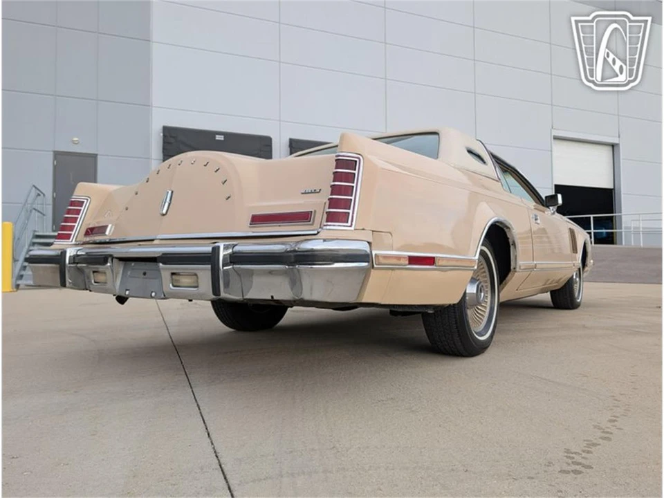 1979 Lincoln Continental 5th Gen - Image 16 of 31