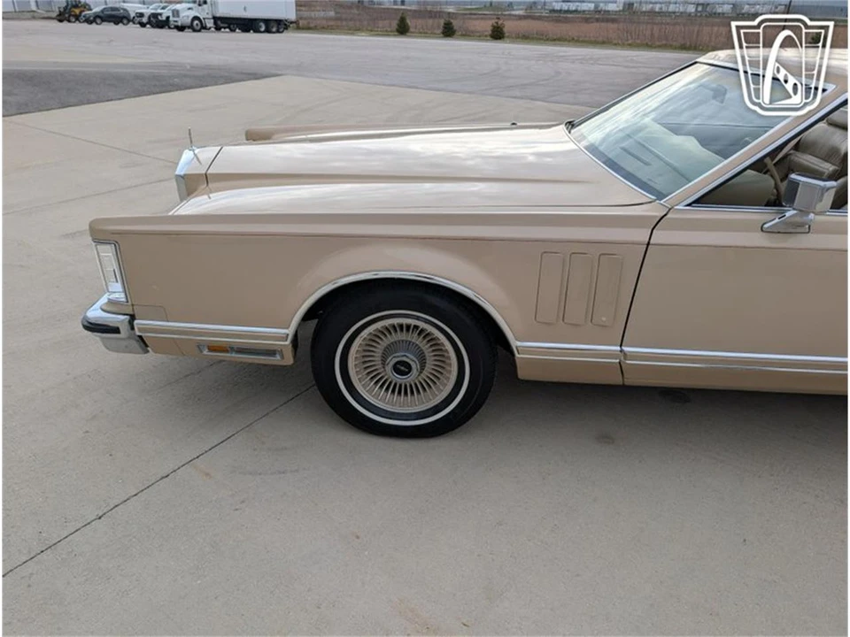 1979 Lincoln Continental 5th Gen - Image 26 of 31