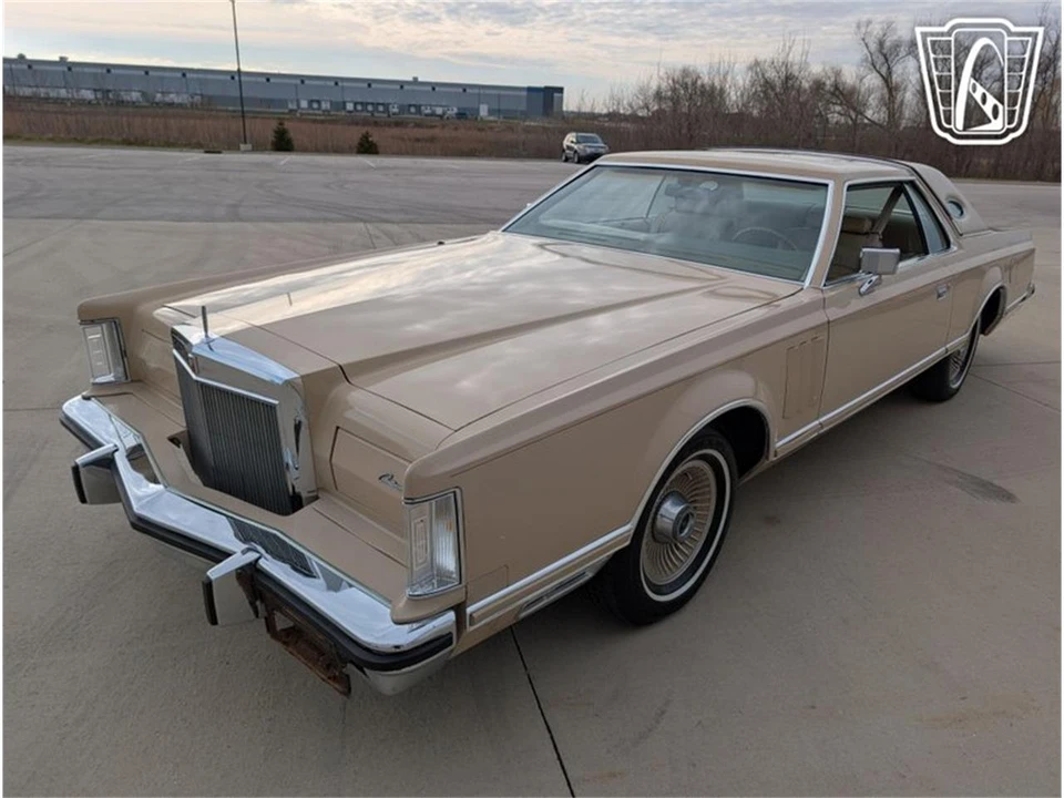 1979 Lincoln Continental 5th Gen - Image 2 of 31