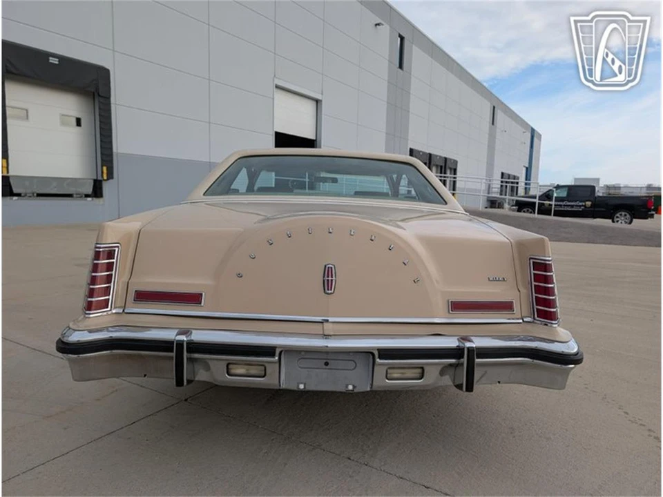 1979 Lincoln Continental 5th Gen - Image 12 of 31