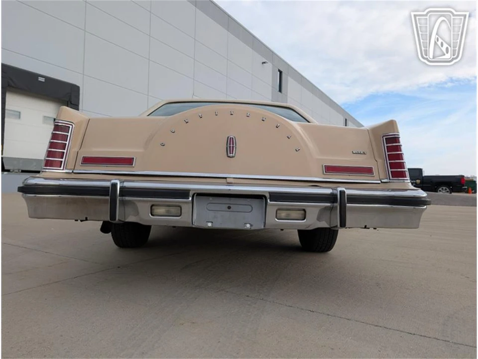 1979 Lincoln Continental 5th Gen - Image 13 of 31