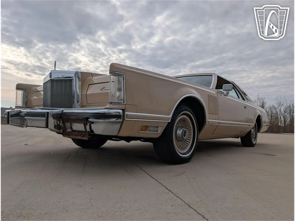 1979 Lincoln Continental 5th Gen - Image 4 of 31