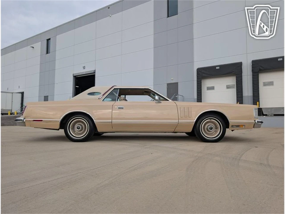 1979 Lincoln Continental 5th Gen - Image 19 of 31