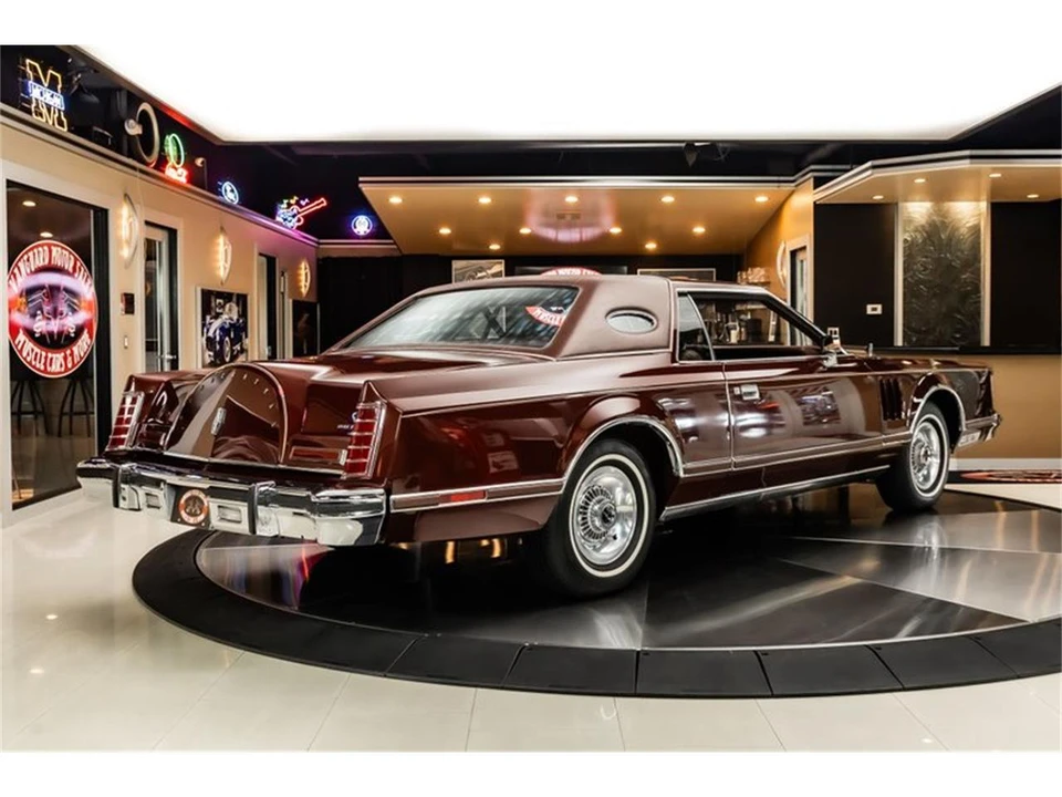 1979 Lincoln Continental 5th Gen - Image 12 of 31