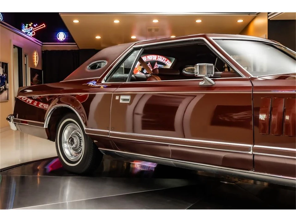1979 Lincoln Continental 5th Gen - Image 22 of 31