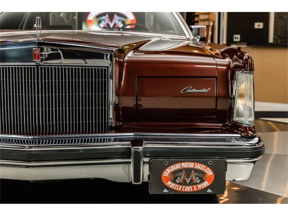 1979 Lincoln Continental 5th Gen - Image 28 of 31
