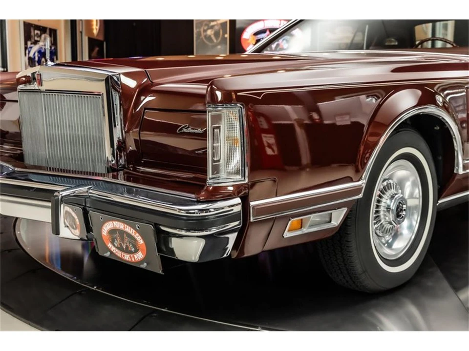 1979 Lincoln Continental 5th Gen - Image 29 of 31