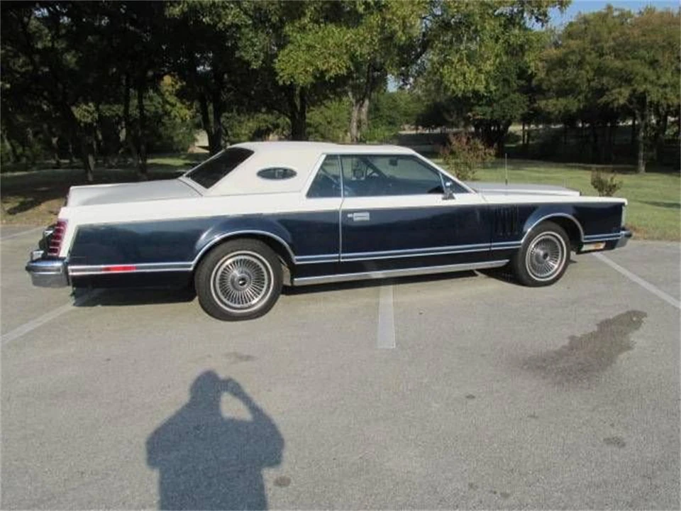 1979 Lincoln Continental 5th Gen - Image 5 of 19