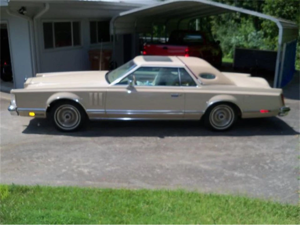 1979 Lincoln Continental 5th Gen - Image 7 of 9