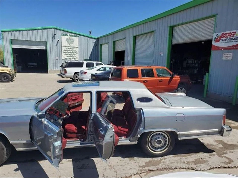 1979 Lincoln Continental 5th Gen - Image 5 of 10