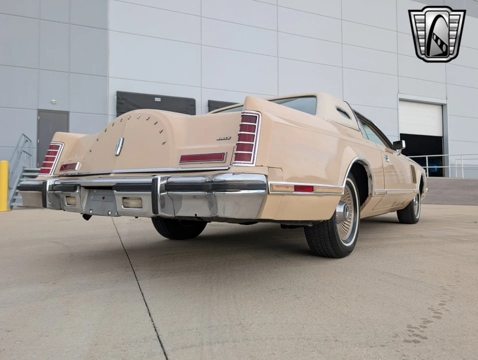 1979 Lincoln Continental 5th Gen - Image 8 of 12