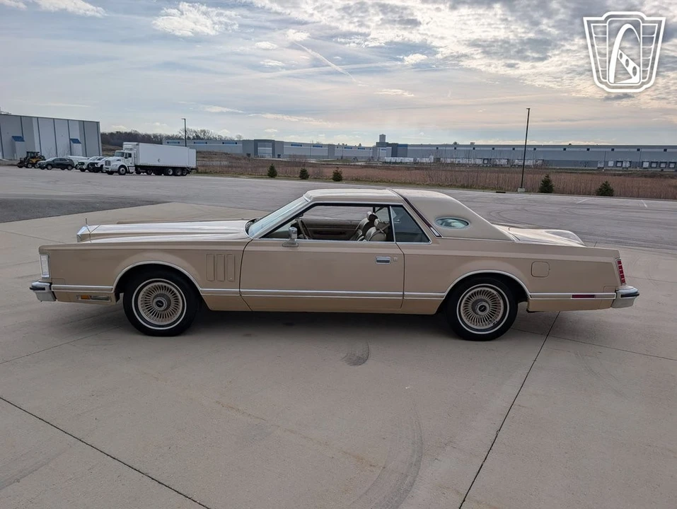 1979 Lincoln Continental 5th Gen - Image 6 of 12