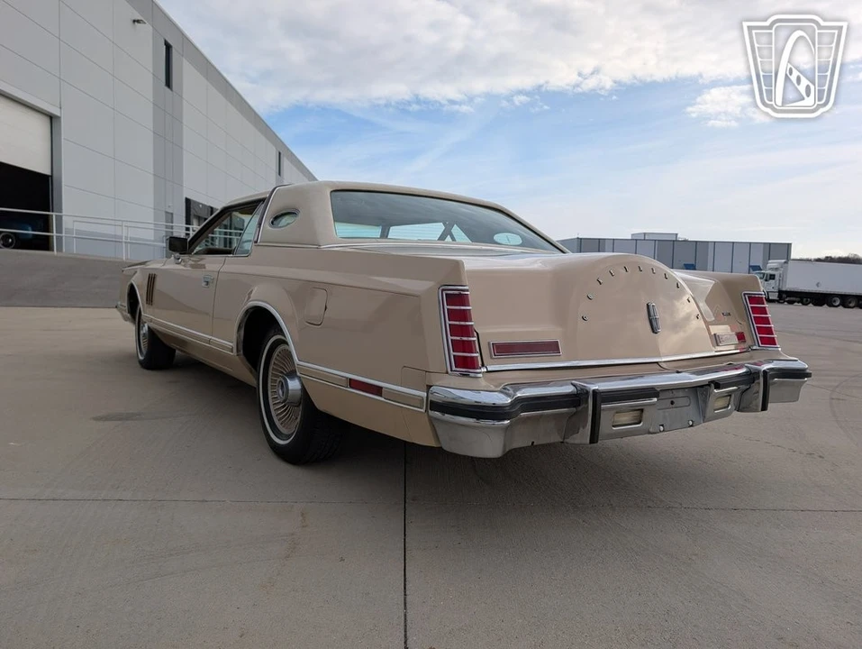 1979 Lincoln Continental 5th Gen - Image 10 of 12