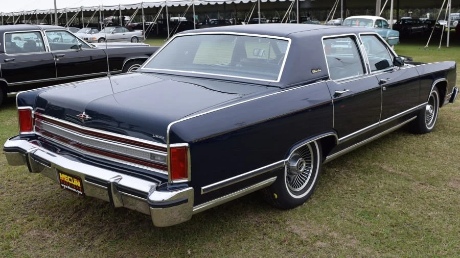 1979 Lincoln Continental 5th Gen - Image 2 of 8