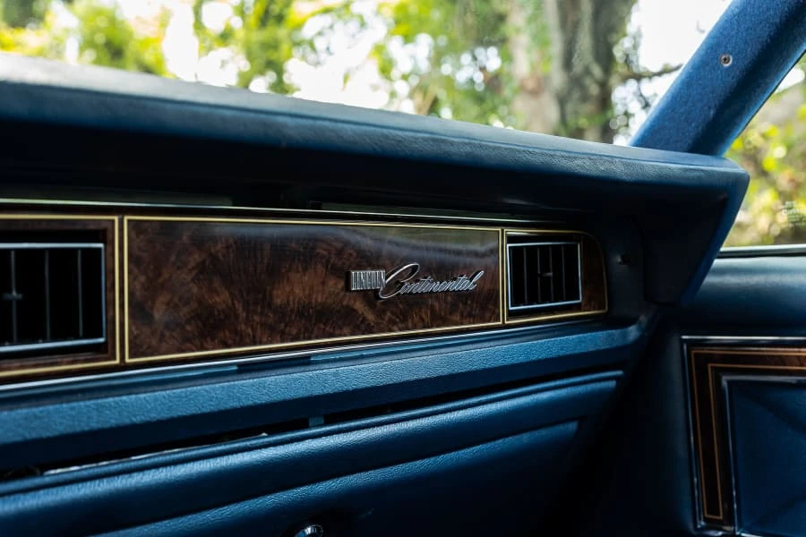 1979 Lincoln Continental 5th Gen - Image 26 of 31