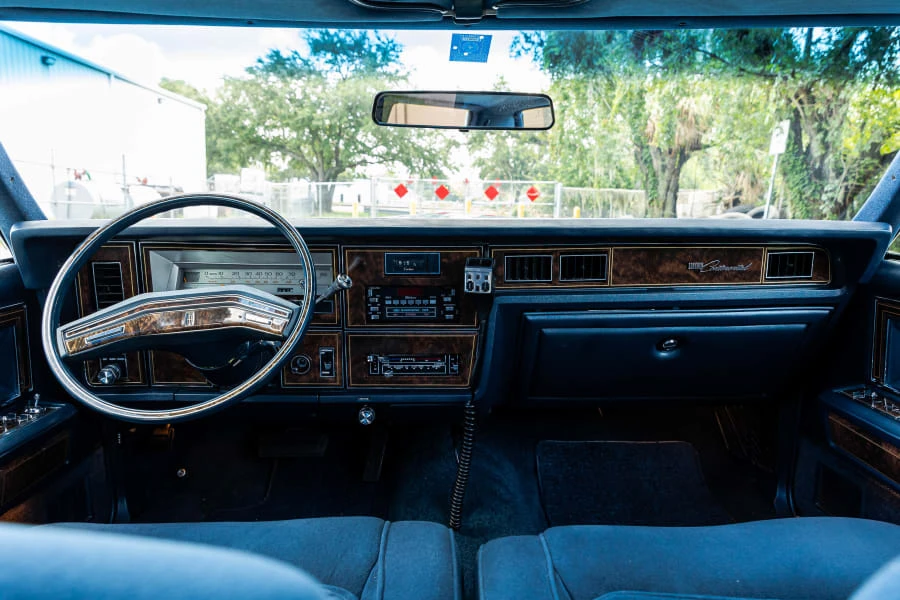 1979 Lincoln Continental 5th Gen - Image 28 of 31