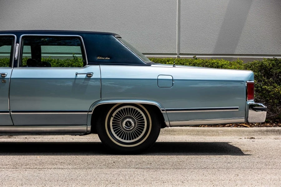 1979 Lincoln Continental 5th Gen - Image 13 of 31