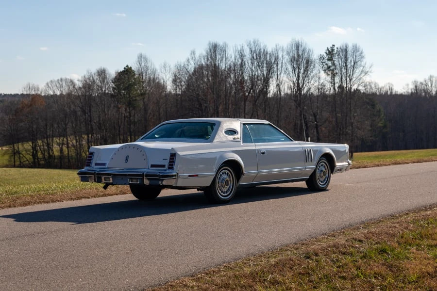 1979 Lincoln Continental 5th Gen - Image 3 of 29