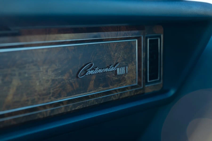 1979 Lincoln Continental 5th Gen - Image 20 of 29