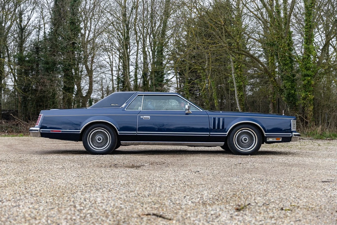 1979 Lincoln Continental 5th Gen - Image 2 of 30