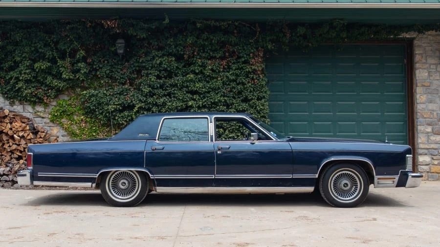 1979 Lincoln Continental 5th Gen - Image 8 of 11