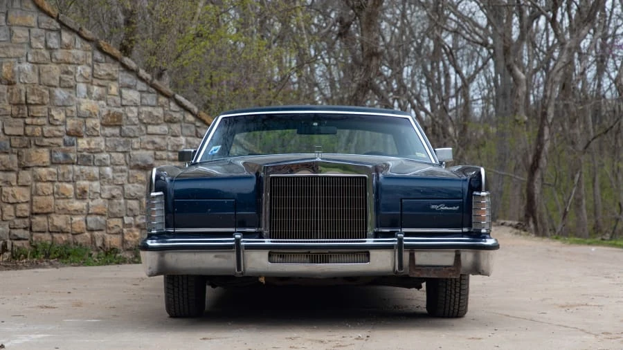 1979 Lincoln Continental 5th Gen - Image 10 of 11