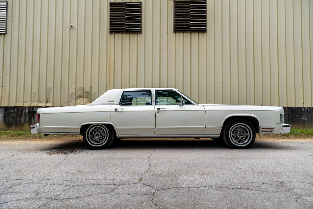 1979 Lincoln Continental 5th Gen - Image 6 of 31