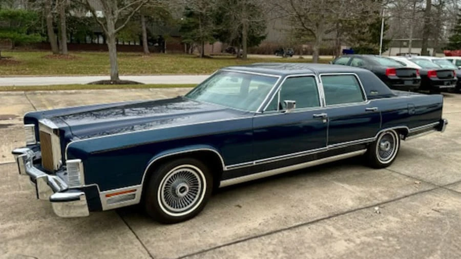 1979 Lincoln Continental 5th Gen - Image 8 of 31