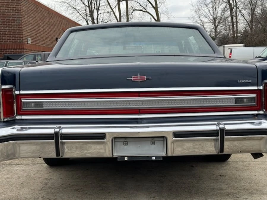 1979 Lincoln Continental 5th Gen - Image 5 of 31
