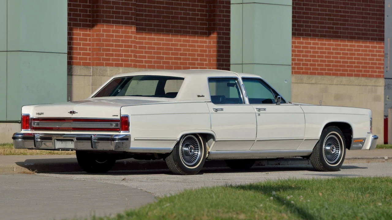 1979 Lincoln Continental Mark V - Image 3 of 27