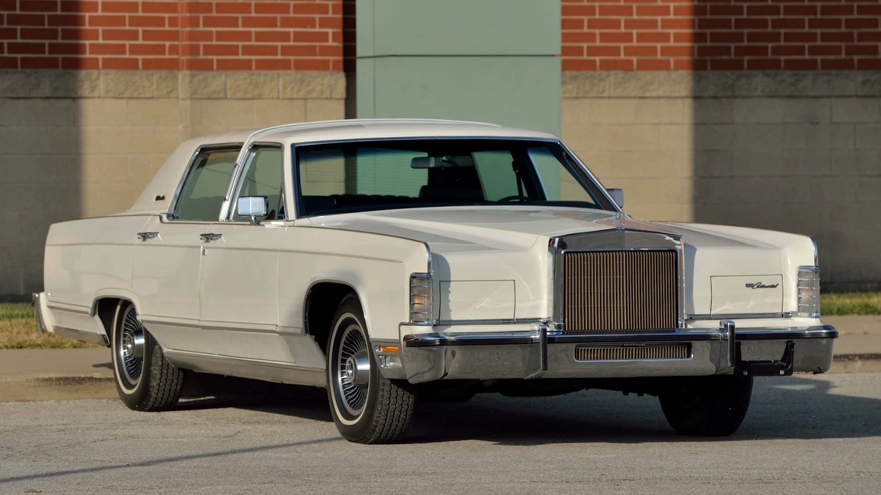 1979 Lincoln Continental Mark V - Image 12 of 27