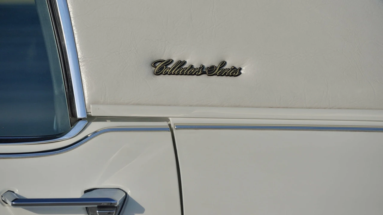 1979 Lincoln Continental Mark V - Image 16 of 27