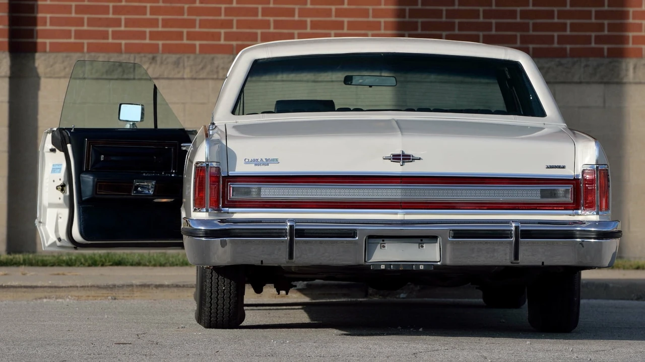 1979 Lincoln Continental Mark V - Image 20 of 27