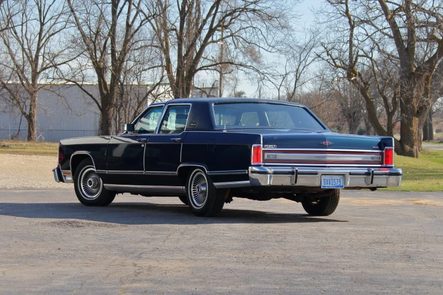 1979 Lincoln Continental 5th Gen - Image 14 of 31