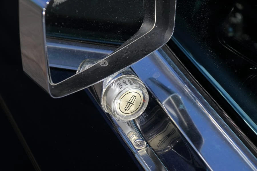 1979 Lincoln Continental 5th Gen - Image 8 of 31