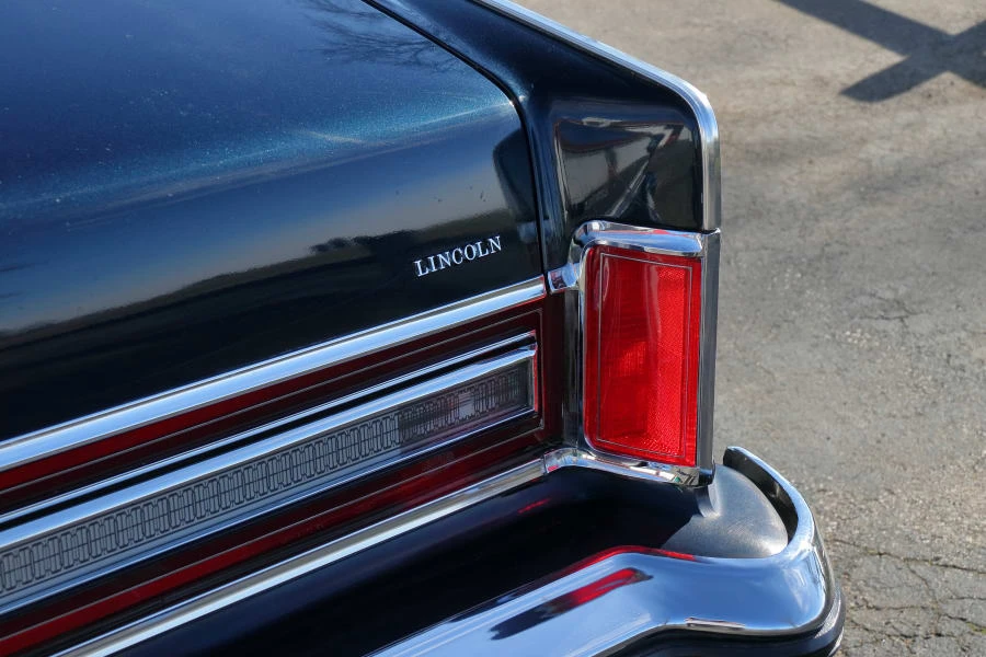 1979 Lincoln Continental 5th Gen - Image 10 of 31