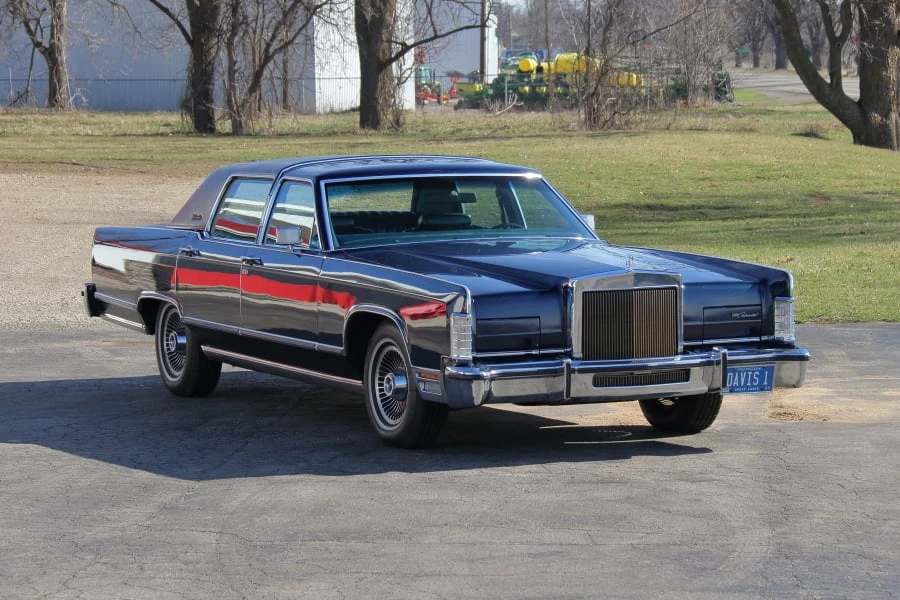 1979 Lincoln Continental 5th Gen - Image 12 of 31