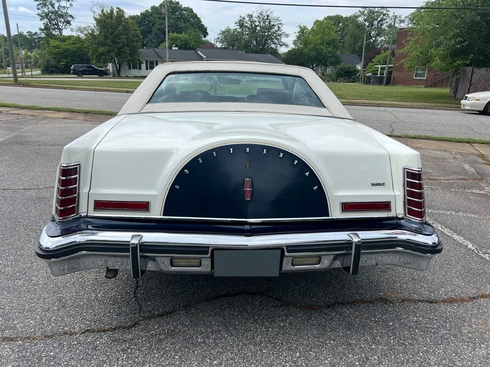 1979 Lincoln Continental Mark V - Image 5 of 20