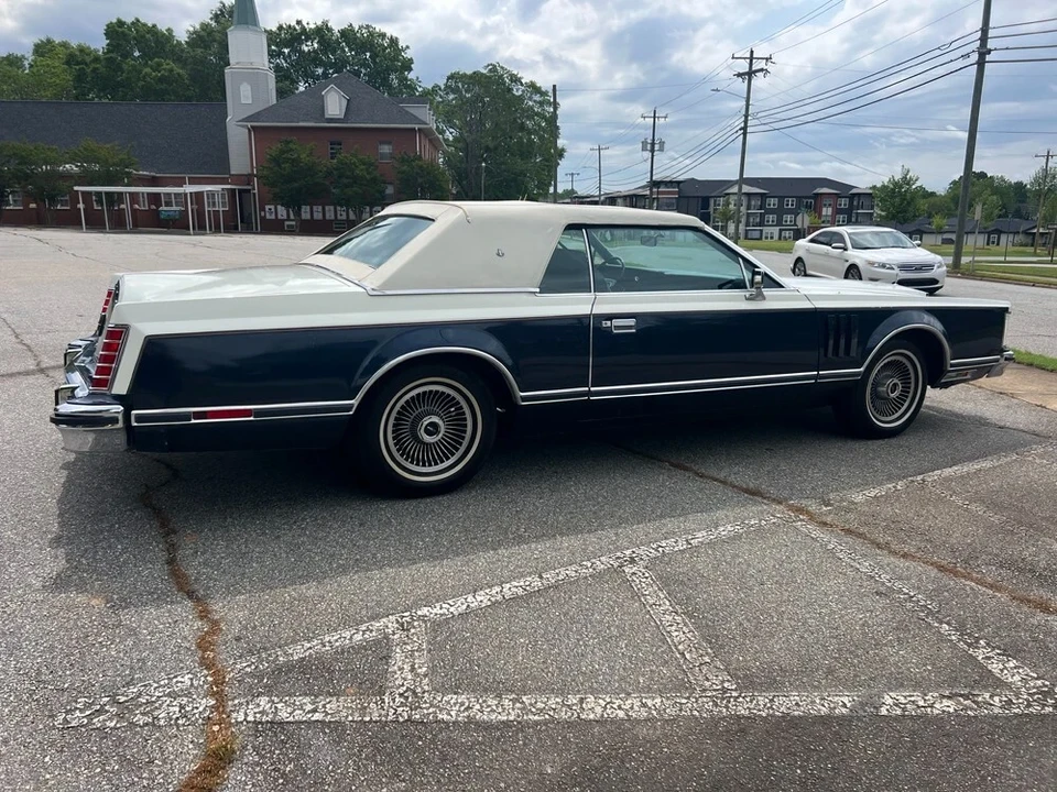 1979 Lincoln Continental Mark V - Image 3 of 20
