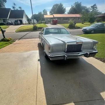 1979 Lincoln Continental Executive Sedan 4D