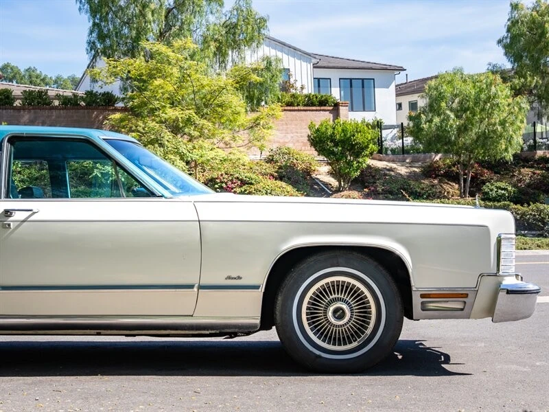 1979 Lincoln Continental 5th Gen - Image 14 of 21