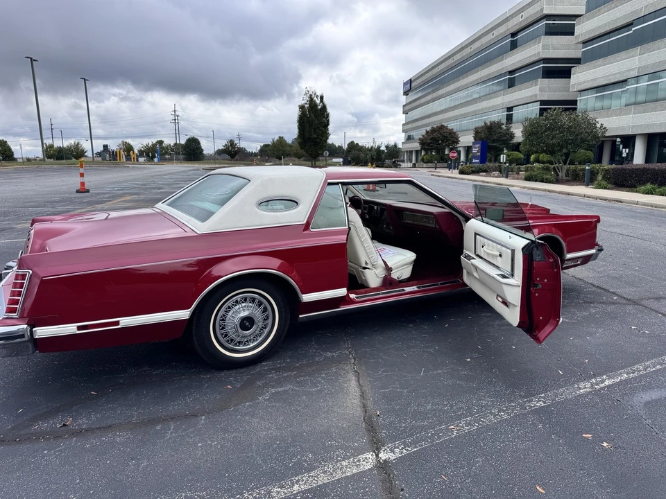 1979 Lincoln Continental 5th Gen - Image 4 of 21
