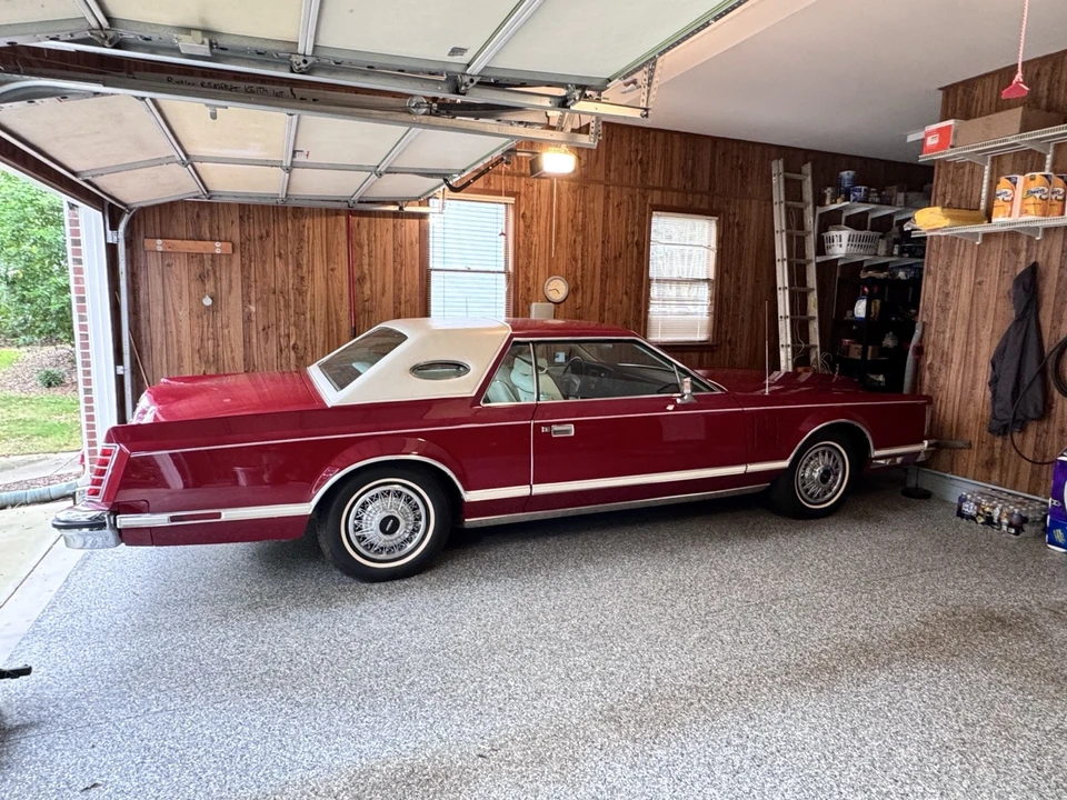 1979 Lincoln Continental 5th Gen - Image 15 of 21