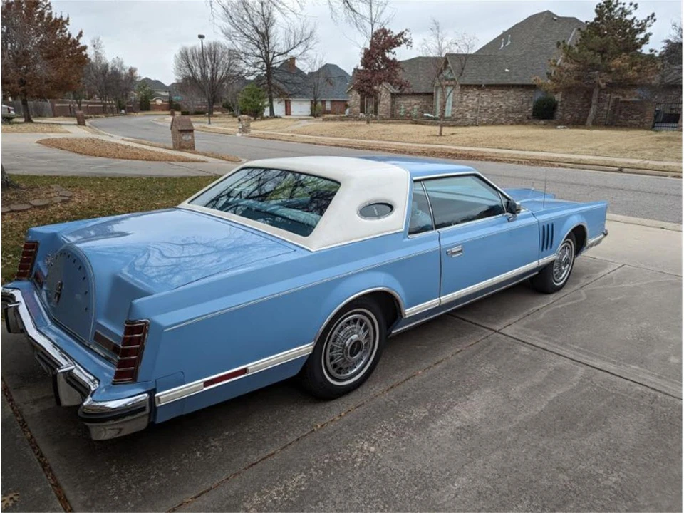 1979 Lincoln Continental 5th Gen - Image 2 of 14