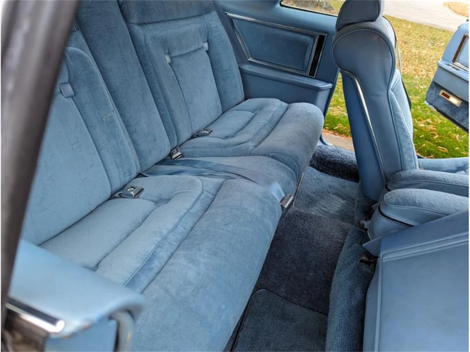 1979 Lincoln Continental 5th Gen - Image 10 of 14