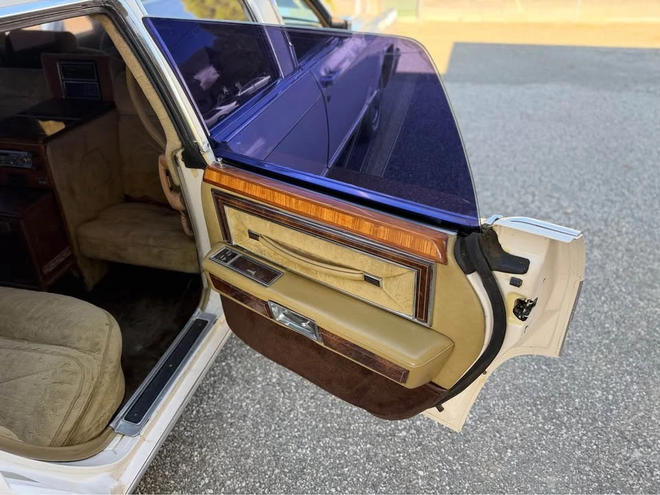1979 Lincoln Continental 5th Gen - Image 9 of 20
