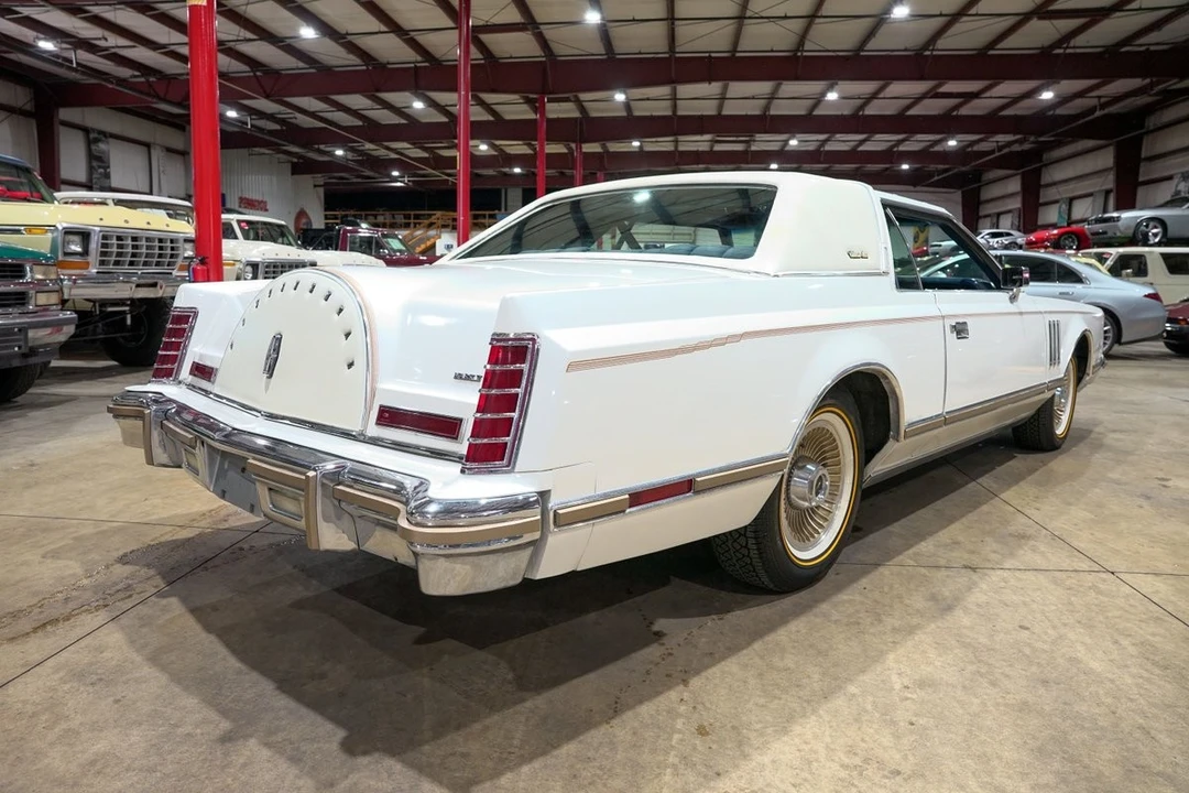 1979 Lincoln Continental Mark V - Image 3 of 10